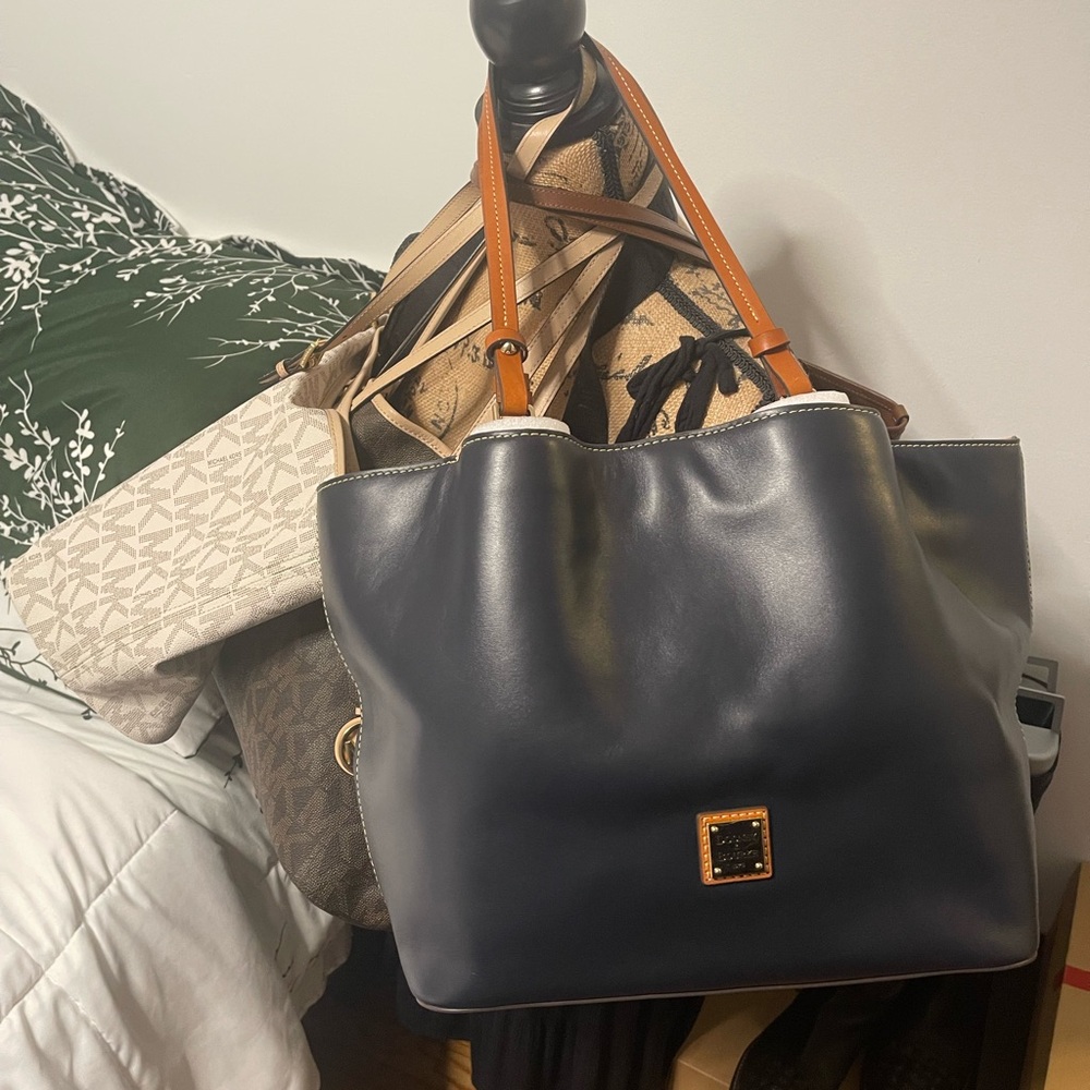 Dooney & Bourke Navy and Tan Leather shoulder bag/Tote